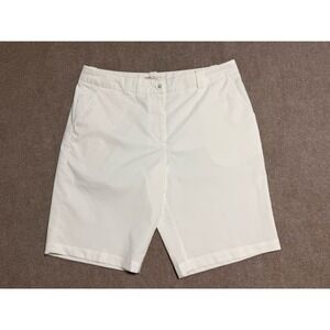 NIKE Dri-Fit Shorts woman  Size 12 White Inseam 10" Polyester Cotton Swoosh Logo